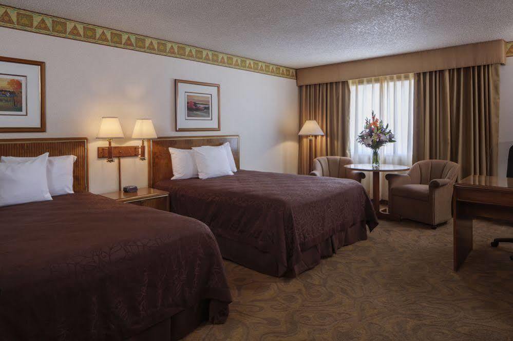 High Desert Inn Elko Exterior photo