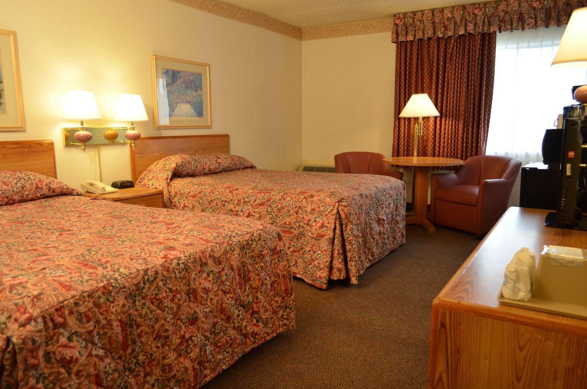 High Desert Inn Elko Exterior photo